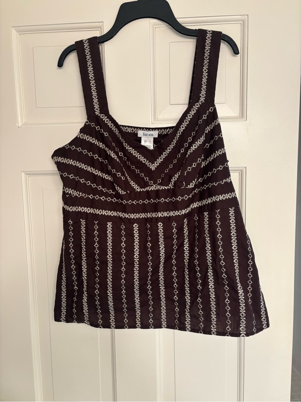 Liz & Co Brown Embroidered Tank Top